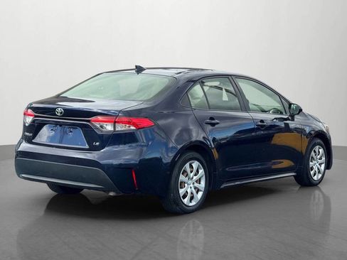 Used 2020 Toyota Corolla LE image 2