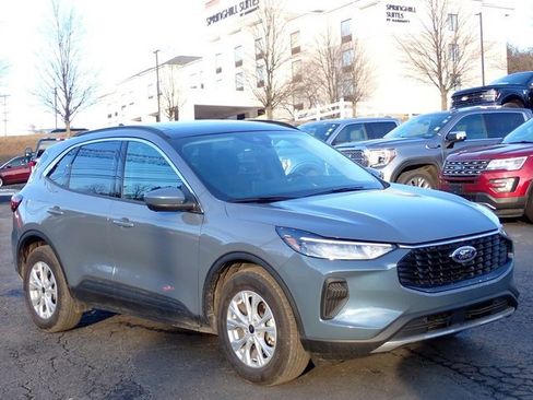 Used 2024 Ford Escape Active w/ Tech Pack #2 image 3