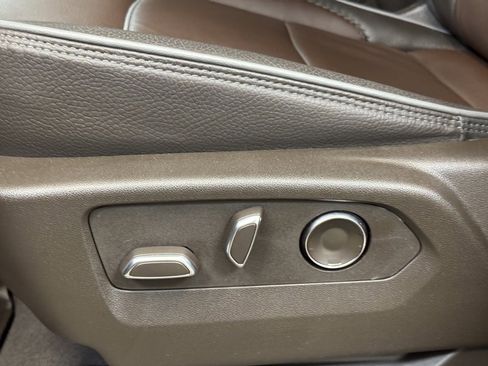 Used 2025 GMC Sierra 1500 Denali w/ Denali Reserve Package image 11