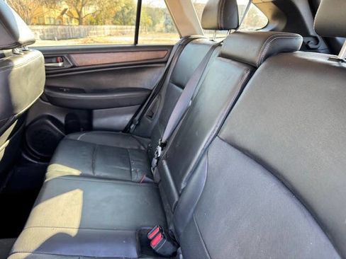 Used 2016 Subaru Outback 2.5i Limited image 34