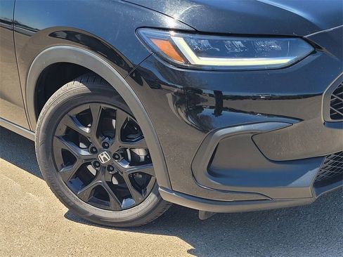 Used 2023 Honda HR-V Sport image 9