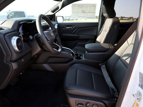 New 2026 Chevrolet Colorado LT w/ LT Convenience Package RWD image 10