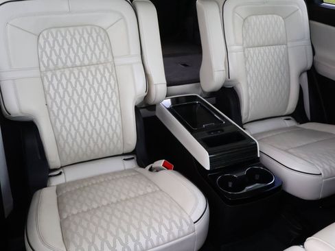 Used 2023 Lincoln Aviator Black Label w/ Jet Package AWD/4WD image 20
