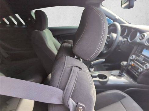 Used 2020 Ford Mustang Coupe RWD image 25