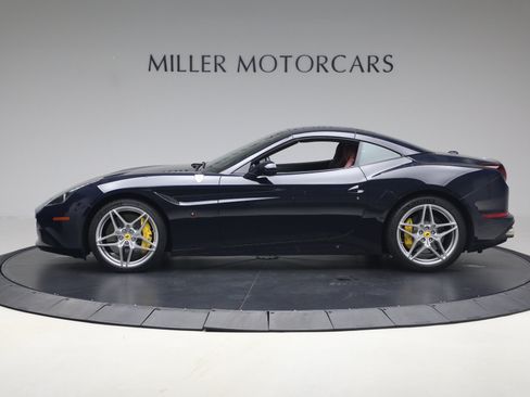 Certified 2016 Ferrari California T RWD image 25