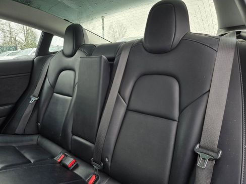 Used 2018 Tesla Model 3 Long Range image 13