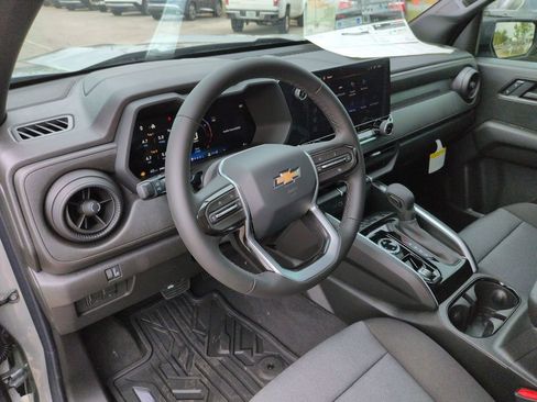 New 2026 Chevrolet Colorado W/T w/ WT Custom Package AWD/4WD image 31