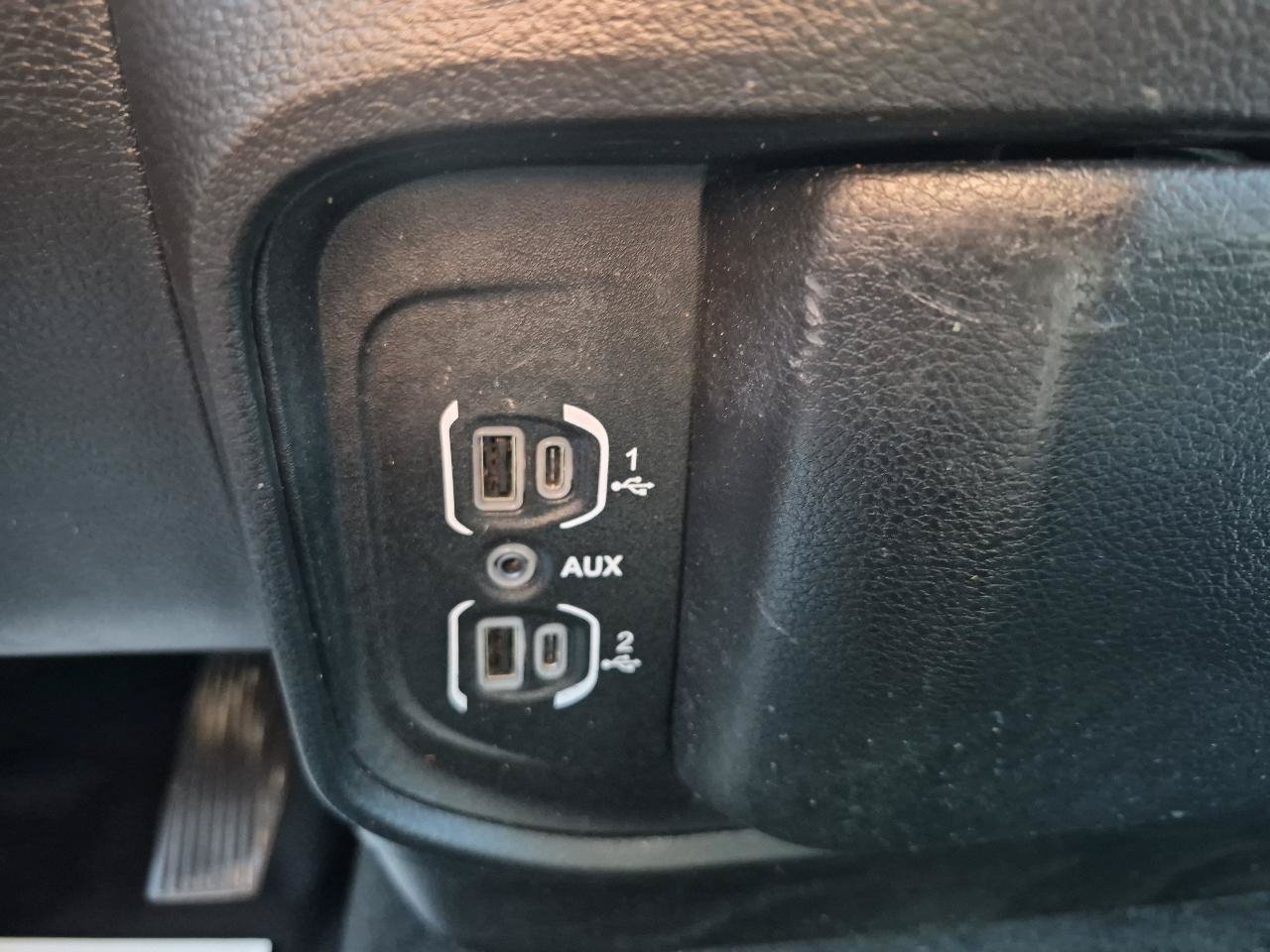 Used 2022 RAM 1500 Big Horn AWD/4WD image 22