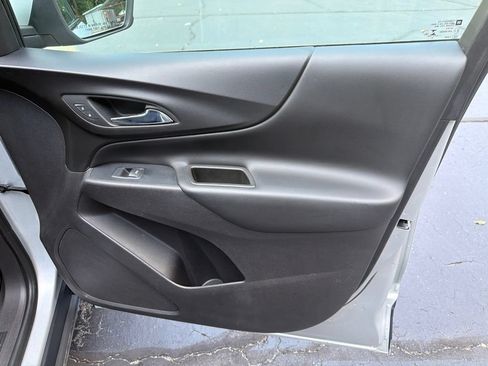 Used 2019 Chevrolet Equinox LT FWD image 15