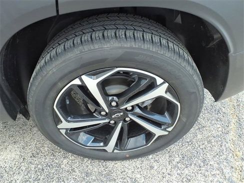 Used 2023 Chevrolet TrailBlazer RS w/ Convenience Package image 19