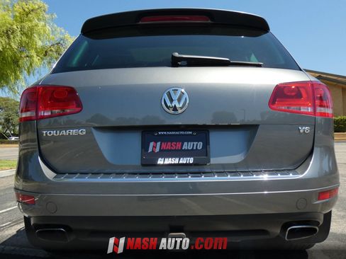 Used 2014 Volkswagen Touareg VR6 AWD/4WD image 8
