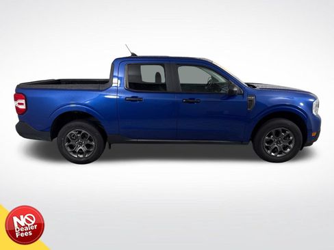 Used 2023 Ford Maverick XLT FWD image 2