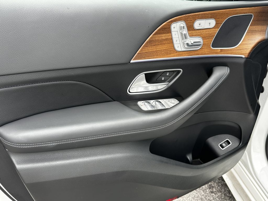 Certified 2024 Mercedes-Benz GLE 350 4MATIC image 11