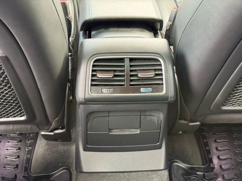 Used 2013 Audi Q5 3.0T Premium Plus w/ Audi MMI Navigation Plus Pkg image 52