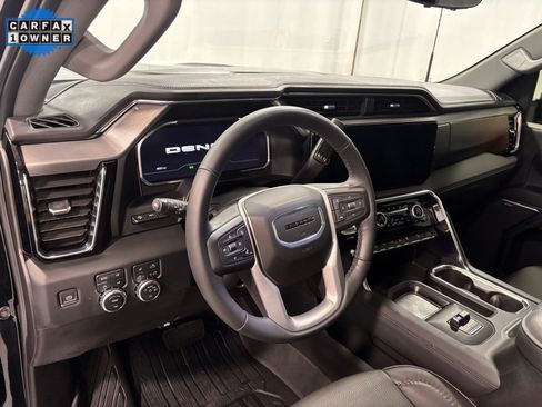 Used 2024 GMC Sierra 2500 Denali w/ Denali Reserve Package image 10