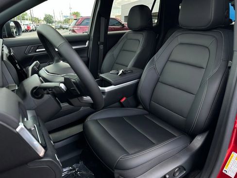 New 2026 GMC Terrain Elevation w/ Elevation Premium Package FWD image 18