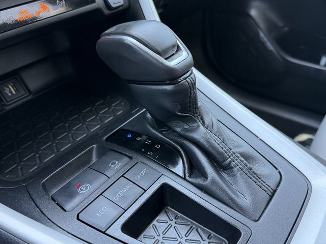 Certified 2025 Toyota RAV4 XLE Premium FWD image 18