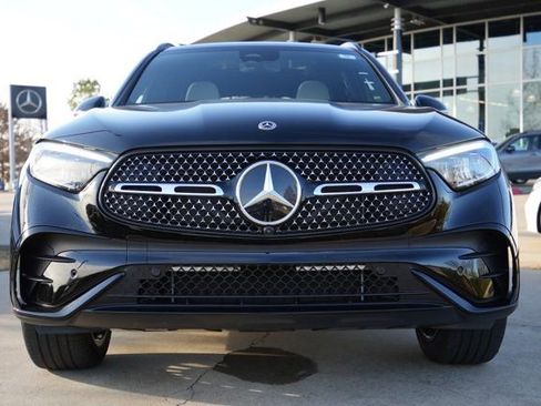 Used 2026 Mercedes-Benz GLC 300 4MATIC image 11