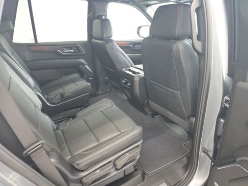 Used 2026 GMC Yukon Denali w/ Sun & Power Step Package image 12