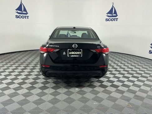 Used 2022 Nissan Sentra SV w/ All-Weather Package image 5