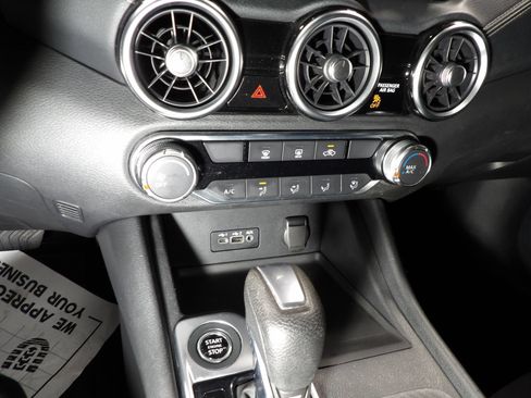 Used 2022 Nissan Sentra SV w/ Trunk Package FWD image 14