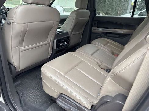 Used 2019 Ford Expedition Max XLT w/ Equipment Group 202A image 16