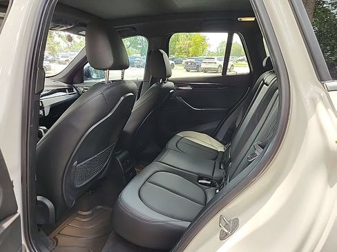 Used 2019 BMW X1 sDrive28i w/ Convenience Package FWD image 3