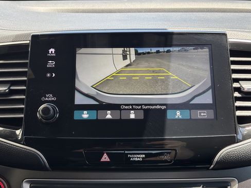 Used 2024 Honda Passport EX-L image 26
