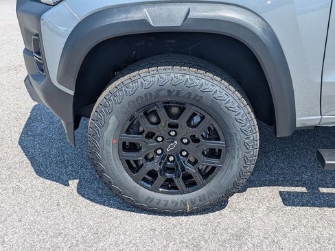 New 2026 Chevrolet Colorado Trail Boss AWD/4WD image 7