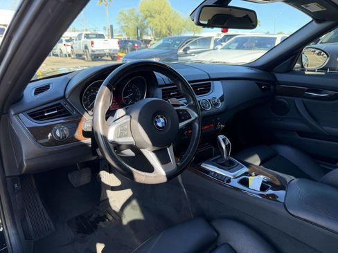 Used 2009 BMW Z4 sDrive35i image 15