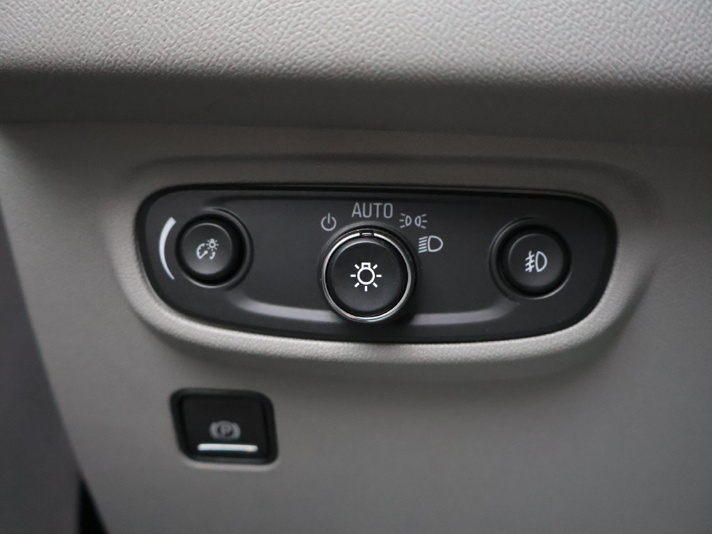 Certified 2024 GMC Terrain SLT FWD image 26