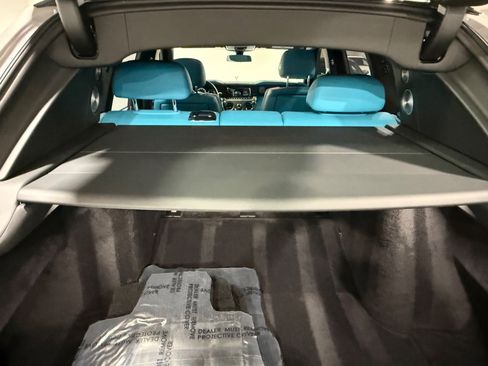 Used 2023 Rolls-Royce Cullinan w/ Cullinan Package image 35