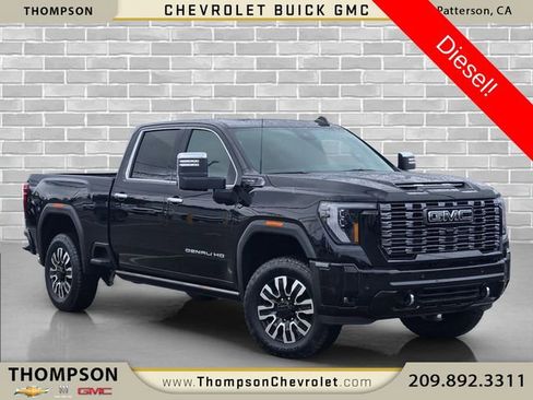New 2026 GMC Sierra 2500 Denali Ultimate w/ Max Trailering Package AWD/4WD image 1