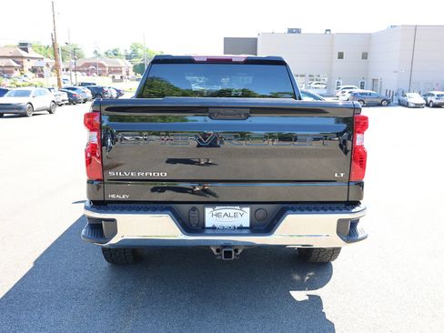 Used 2024 Chevrolet Silverado 1500 LT AWD/4WD image 6