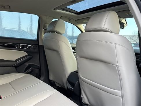 Used 2024 Honda Civic Touring image 17