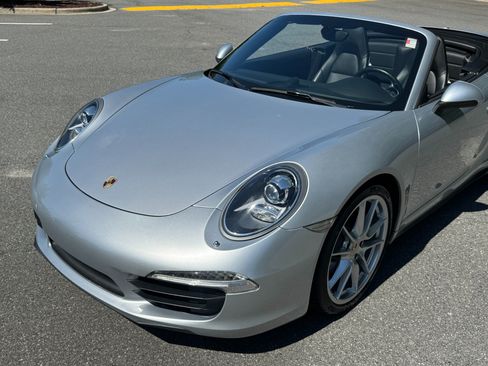 Used 2014 Porsche 911 Carrera 4 AWD/4WD image 23