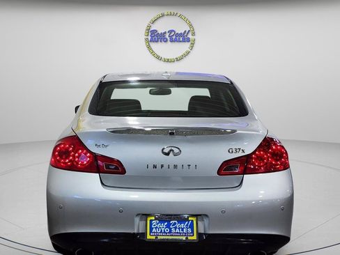 Used 2013 INFINITI G37 x Sedan w/ Premium Pkg AWD/4WD image 4