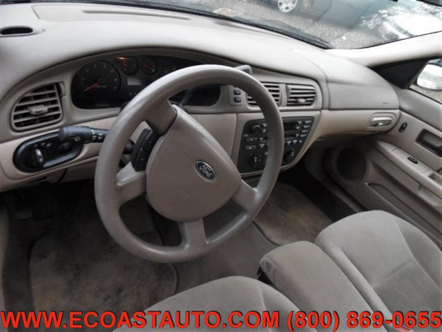 Used 2004 Ford Taurus SES FWD image 9