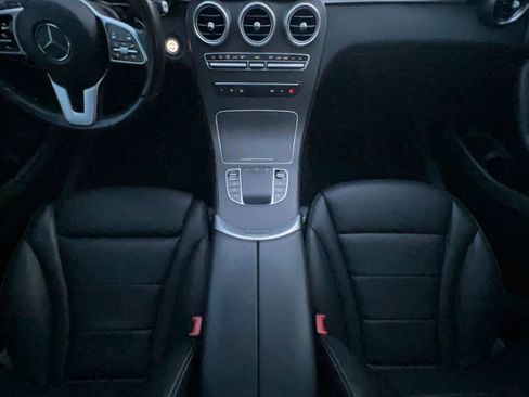 Used 2021 Mercedes-Benz GLC 300 4MATIC image 22