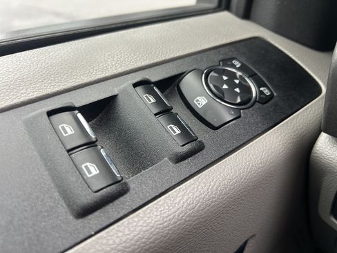 Used 2017 Ford F350 XL w/ Power Equipment Group AWD/4WD image 51