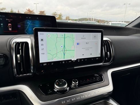 New 2025 Ford Expedition Platinum w/ Stealth Performance Package image 16