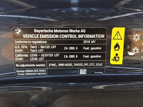 Used 2019 BMW X5 xDrive50i w/ Parking Assistance Package AWD/4WD image 39