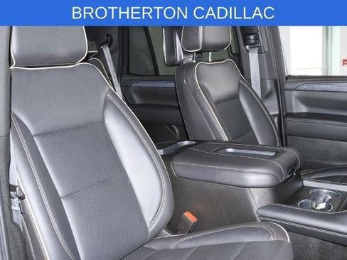 Used 2021 GMC Yukon SLT w/ SLT Premium Package AWD/4WD image 24