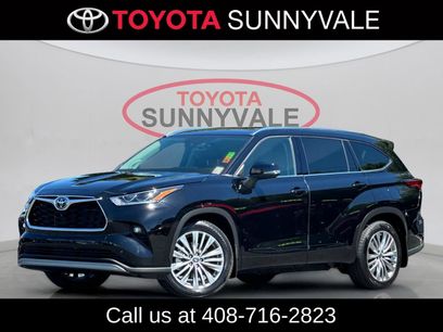 Used 2022 Toyota Highlander Platinum