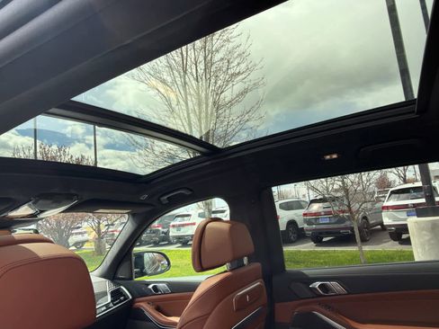 New 2026 BMW X7 M60i AWD/4WD image 22