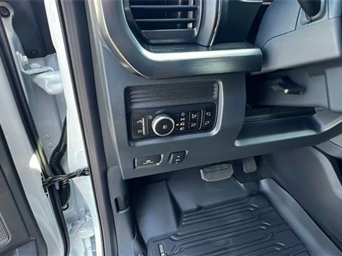 New 2025 Ford F350 Lariat image 34