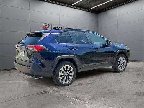 Certified 2019 Toyota RAV4 XLE Premium w/ All Weather Liner Package AWD/4WD image 98