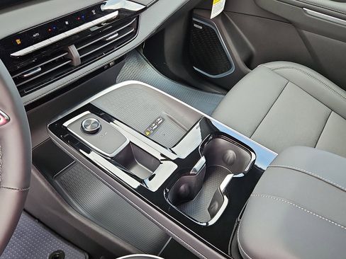 New 2026 Buick Enclave Preferred w/ Power Package image 20