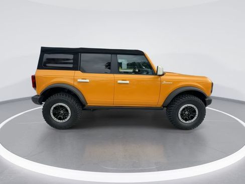 Used 2022 Ford Bronco Black Diamond w/ Sasquatch Package AWD/4WD image 9