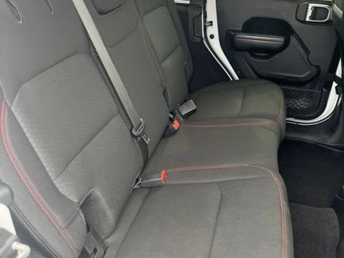 Used 2020 Jeep Wrangler Unlimited Rubicon w/ Uconnect 4C Nav & Sound Group AWD/4WD image 14
